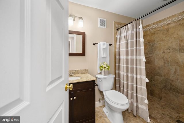 30 NUGENT DR, Stafford, VA 22554