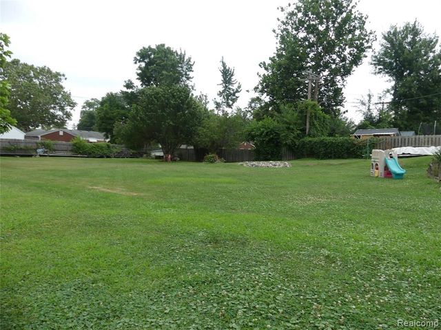 8335 Pardee Road, Taylor, MI 48180