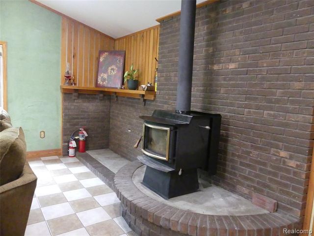 8335 Pardee Road, Taylor, MI 48180