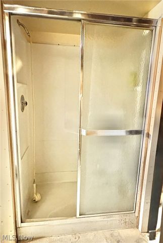 145 Crestview Drive, Elyria, OH 44035