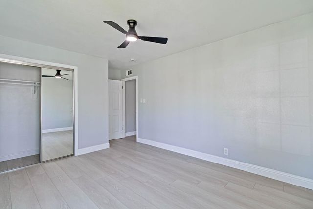 1645 W Fountain Way, Fresno, CA 93705