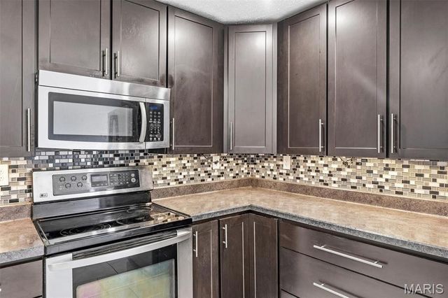 1624 Forest Avenue, St Louis, MO 63139