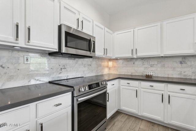 16600 N THOMPSON PEAK Parkway 2056, Scottsdale, AZ 85260