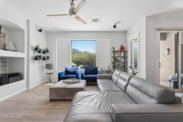 16600 N THOMPSON PEAK Parkway 2056, Scottsdale, AZ 85260