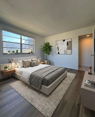 8950 NE 8th Ave 312, Miami, FL 33138