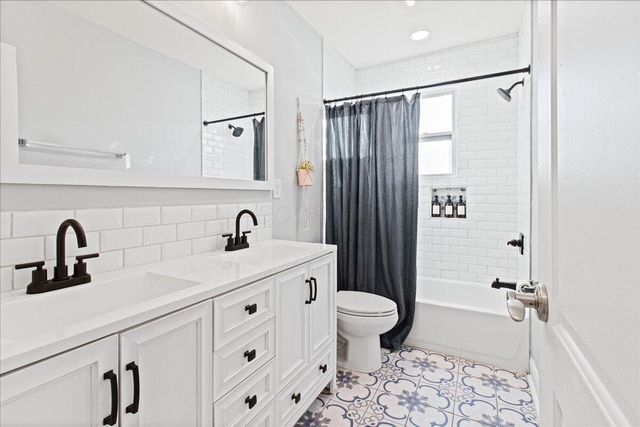 158 Wisconsin Avenue, Columbus, OH 43222