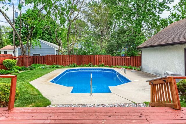 5512 Fremont Avenue N, Brooklyn Center, MN 55430