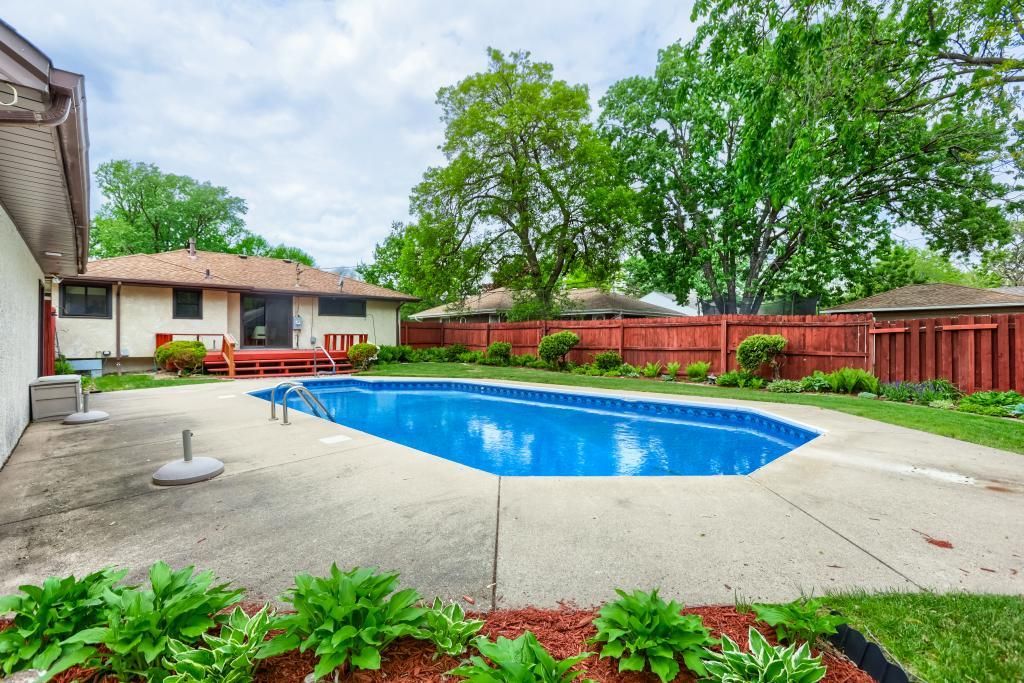 5512 Fremont Avenue N, Brooklyn Center, MN 55430