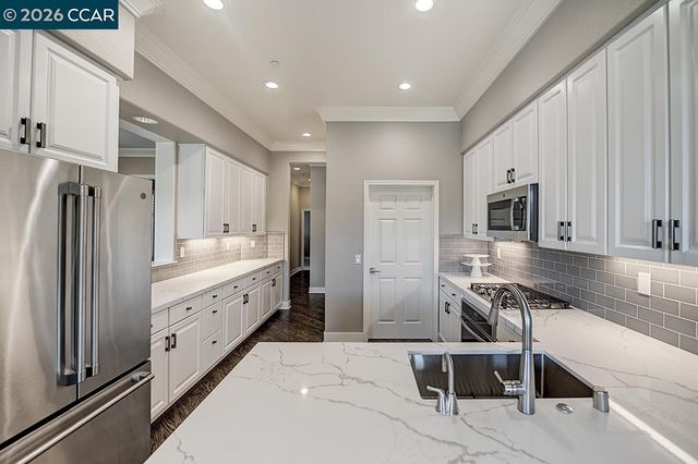 539 High Eagle Ct, Walnut Creek, CA 94595