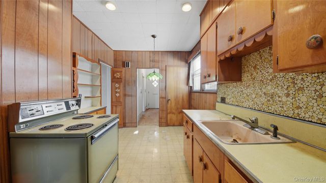 95 aka 89 Rossiter Avenue, Yonkers, NY 10701