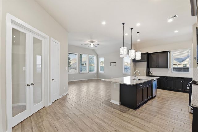 9515 Willard Drive, Manvel, TX 77578