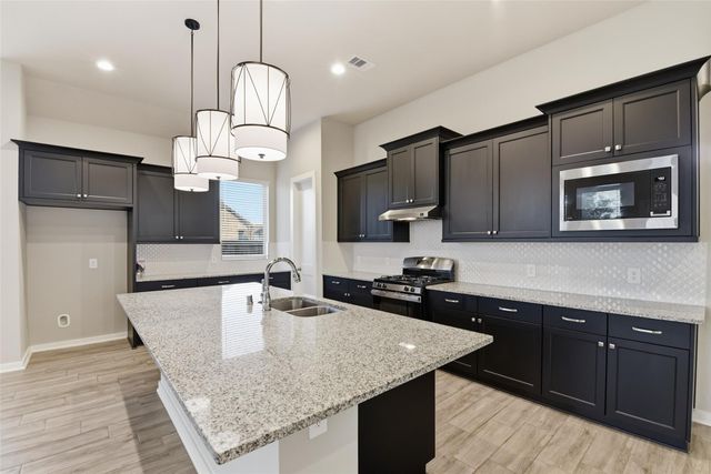 9515 Willard Drive, Manvel, TX 77578