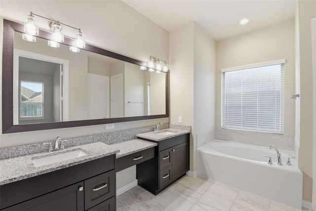 9515 Willard Drive, Manvel, TX 77578