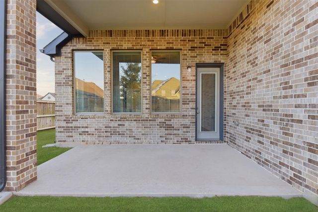 9515 Willard Drive, Manvel, TX 77578