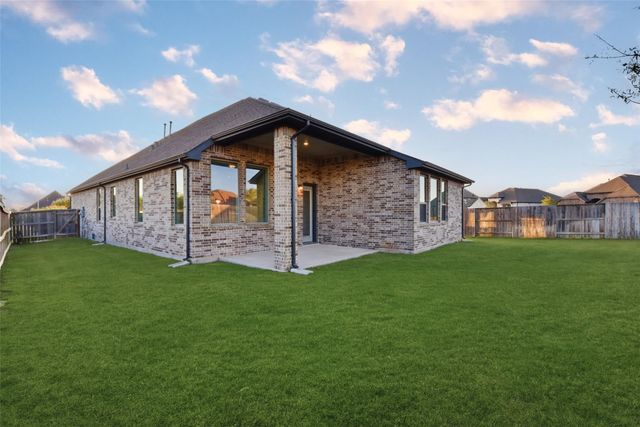 9515 Willard Drive, Manvel, TX 77578