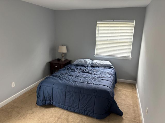 3 KENT CT, Mount Holly, NJ 08060