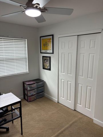 3 KENT CT, Mount Holly, NJ 08060