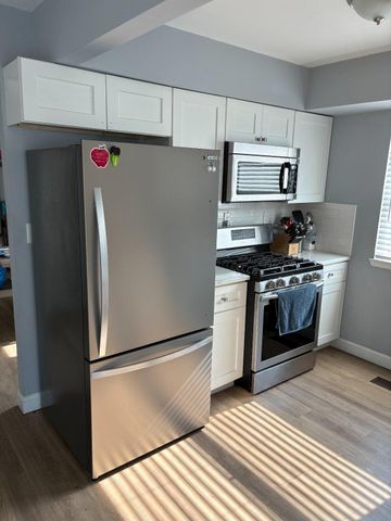 3 KENT CT, Mount Holly, NJ 08060