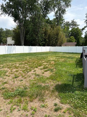 3 KENT CT, Mount Holly, NJ 08060