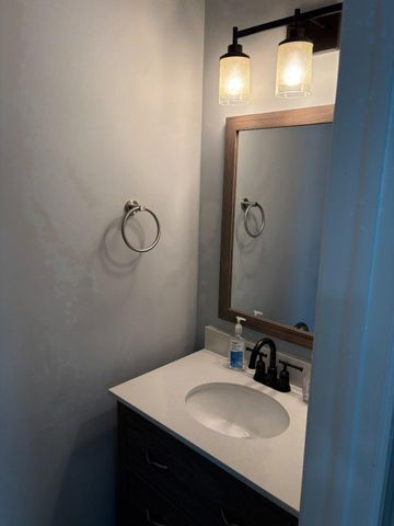 3 KENT CT, Mount Holly, NJ 08060