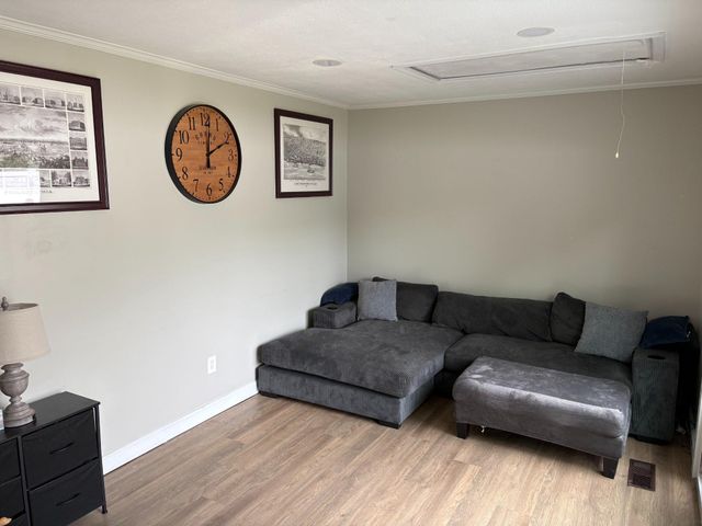 3 KENT CT, Mount Holly, NJ 08060