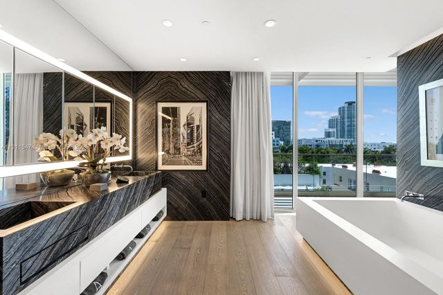 300 Collins Ave PH3, Miami Beach, FL 33139