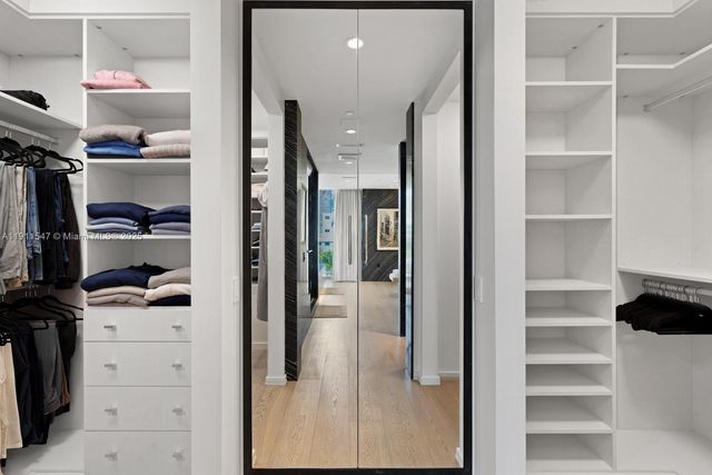 300 Collins Ave PH3, Miami Beach, FL 33139