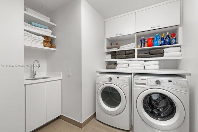 300 Collins Ave PH3, Miami Beach, FL 33139