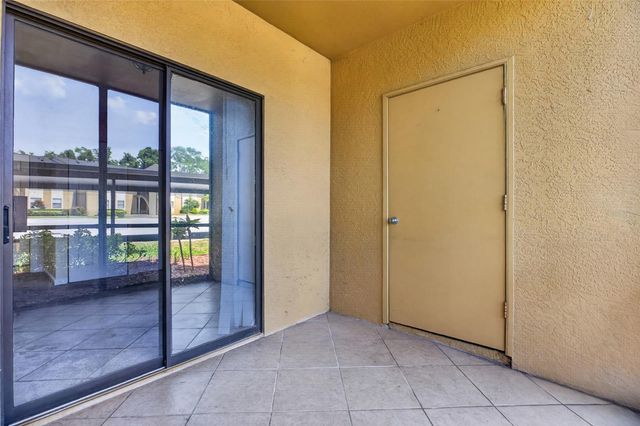 10125 SAILWINDS BOULEVARD N 104, Largo, FL 33773