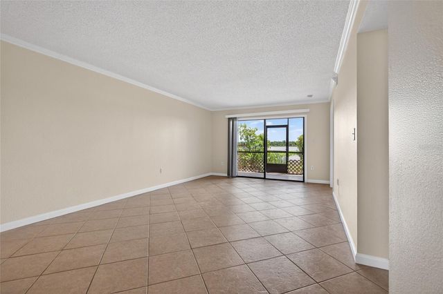 10125 SAILWINDS BOULEVARD N 104, Largo, FL 33773