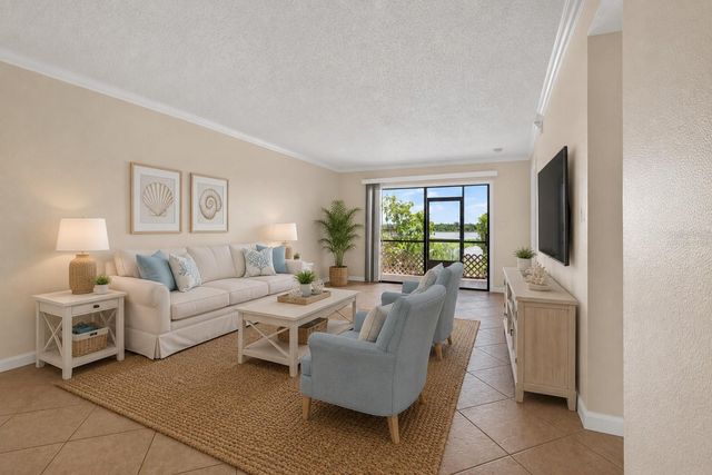 10125 SAILWINDS BOULEVARD N 104, Largo, FL 33773