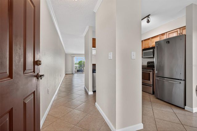 10125 SAILWINDS BOULEVARD N 104, Largo, FL 33773