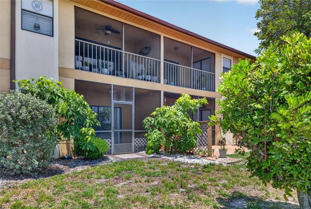 10125 SAILWINDS BOULEVARD N 104, Largo, FL 33773