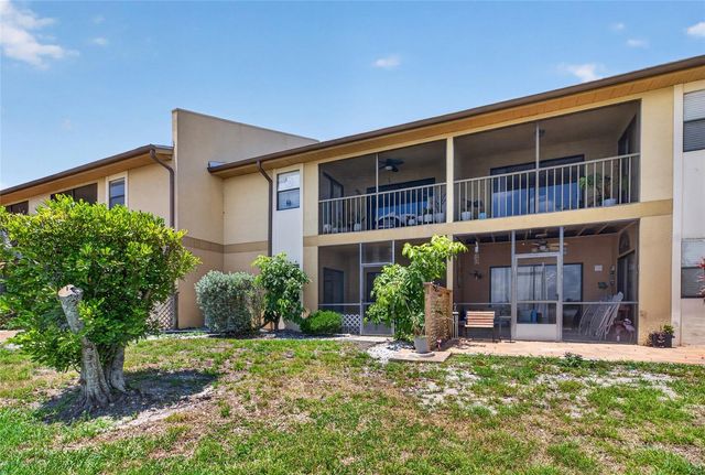 10125 SAILWINDS BOULEVARD N 104, Largo, FL 33773