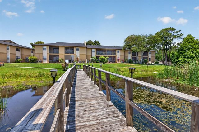 10125 SAILWINDS BOULEVARD N 104, Largo, FL 33773