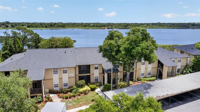 10125 SAILWINDS BOULEVARD N 104, Largo, FL 33773