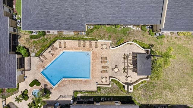 10125 SAILWINDS BOULEVARD N 104, Largo, FL 33773
