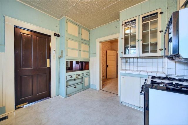 435 N Alta Avenue, Dinuba, CA 93618