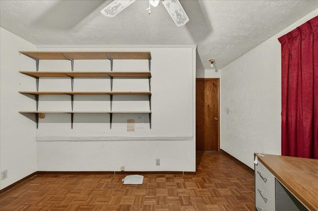 435 N Alta Avenue, Dinuba, CA 93618