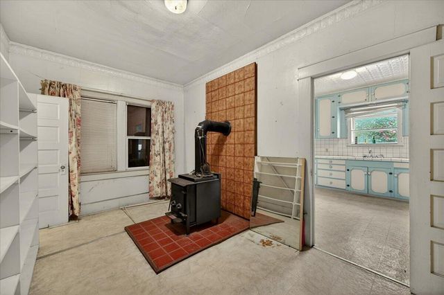 435 N Alta Avenue, Dinuba, CA 93618