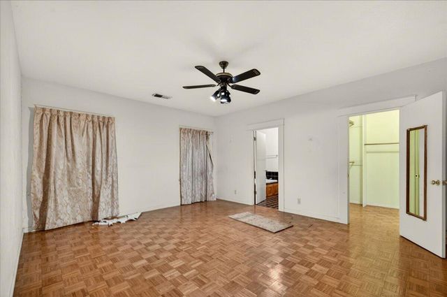 435 N Alta Avenue, Dinuba, CA 93618