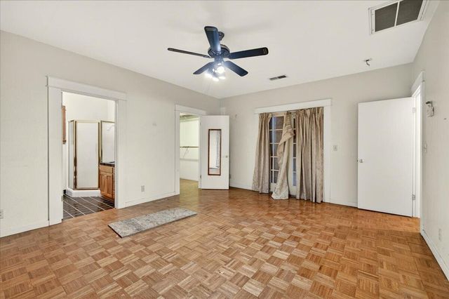 435 N Alta Avenue, Dinuba, CA 93618