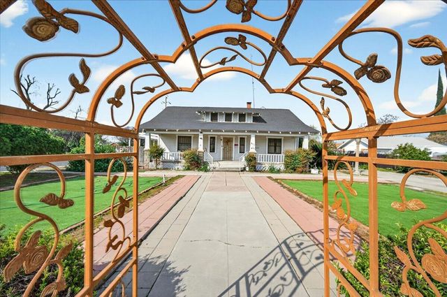 435 N Alta Avenue, Dinuba, CA 93618