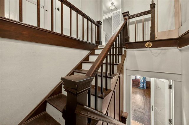 435 N Alta Avenue, Dinuba, CA 93618