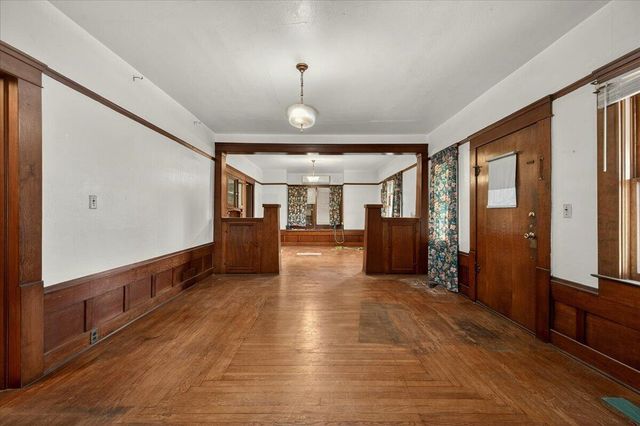 435 N Alta Avenue, Dinuba, CA 93618