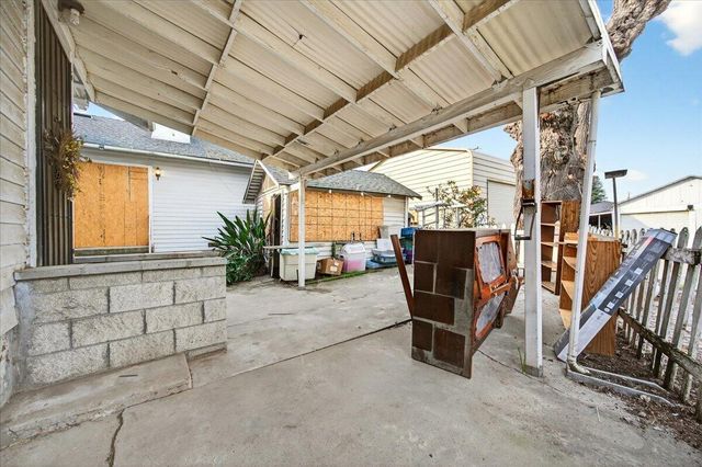 435 N Alta Avenue, Dinuba, CA 93618