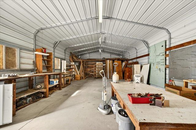 435 N Alta Avenue, Dinuba, CA 93618