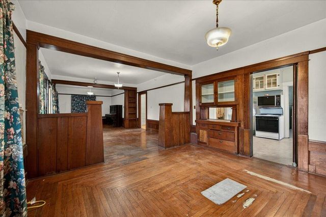 435 N Alta Avenue, Dinuba, CA 93618