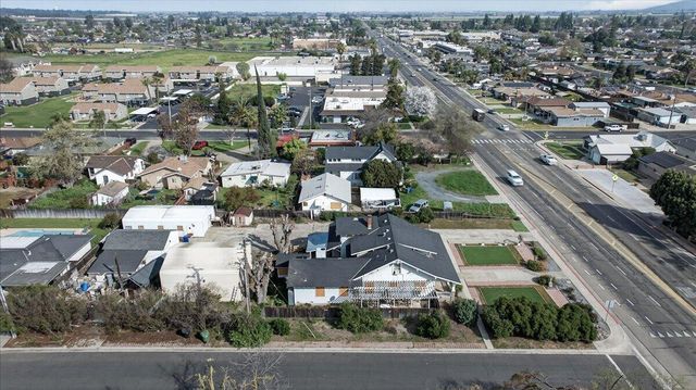 435 N Alta Avenue, Dinuba, CA 93618