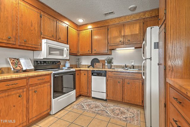 2228 High Street, Bristol, VA 24201